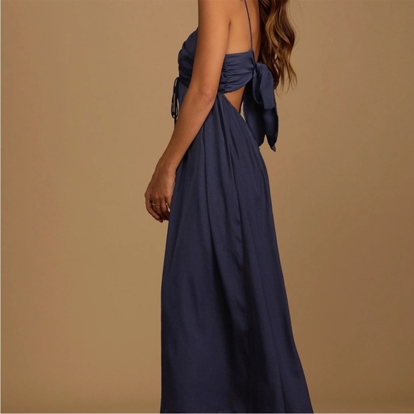 Lulu's Navy Maxi Dress - Picture 2 of 7